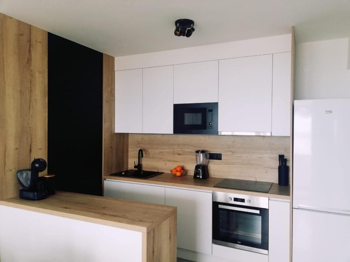 Apartament Apartman Aria Dugi Rat Zewnętrze zdjęcie